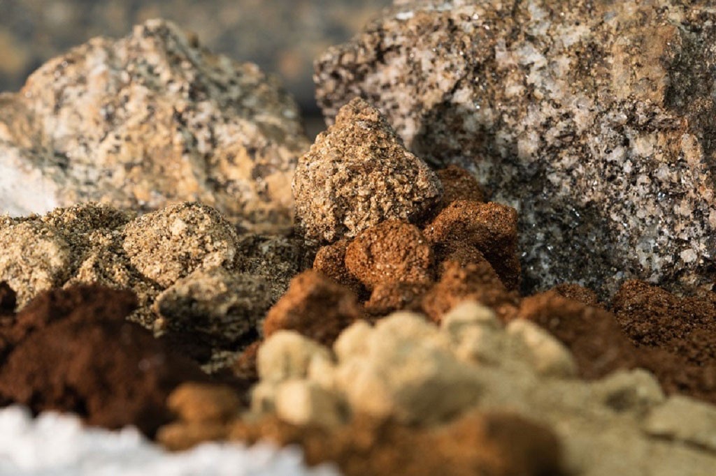Muestras de mineral y concentrados de tierras raras